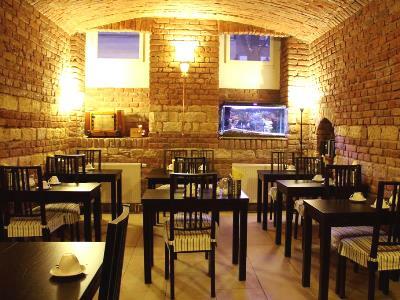 Trevi Hotel 4*